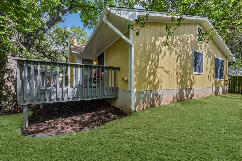 13016 Moorcroft Lane Austin TX 78729