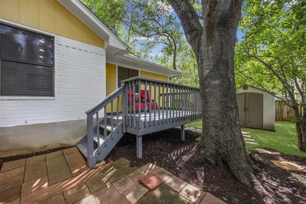 13016 Moorcroft Lane Austin TX 78729