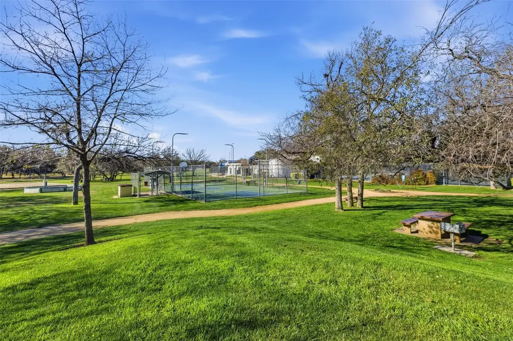 13016 Moorcroft Lane Austin TX 78729