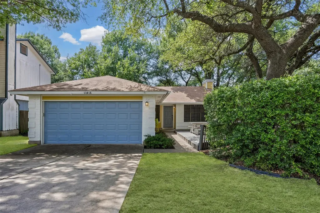 13016 Moorcroft Lane Austin TX 78729