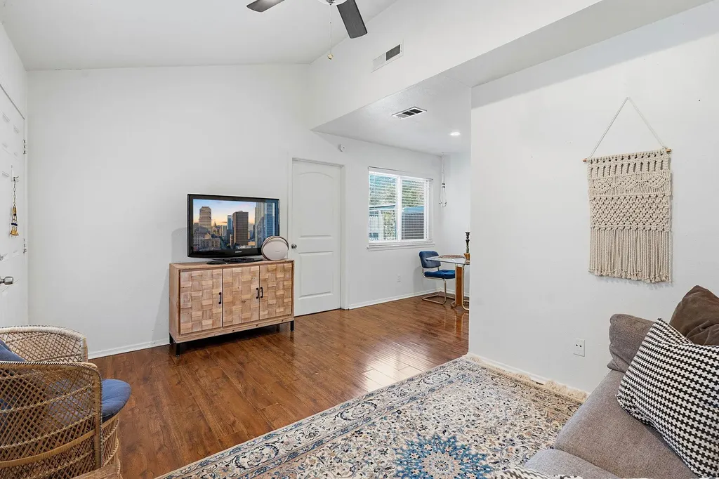 1106 W 22nd Street Austin TX 78705