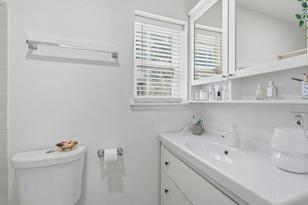 1106 W 22nd Street Austin TX 78705