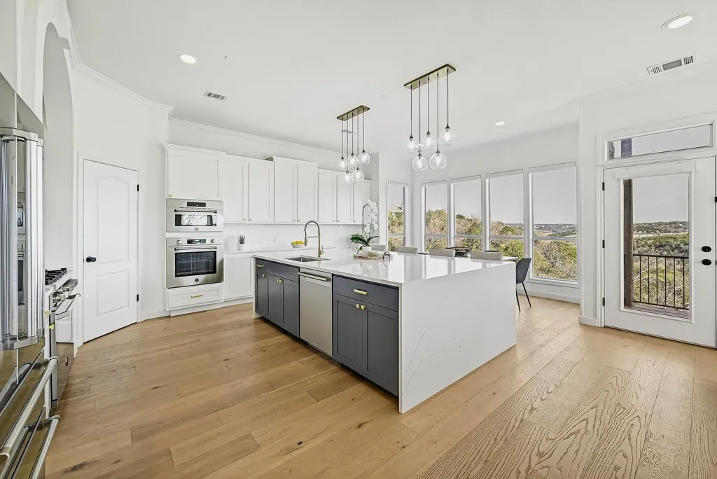5000 Valburn Court Austin TX 78731