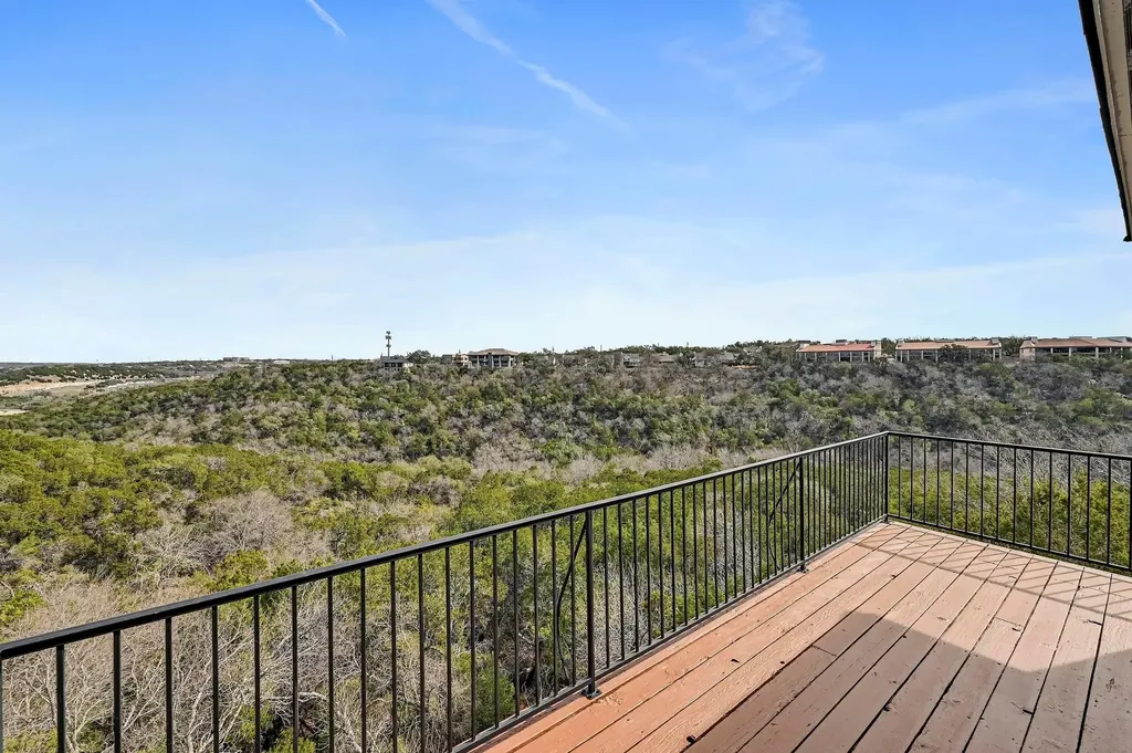 5000 Valburn Court Austin TX 78731