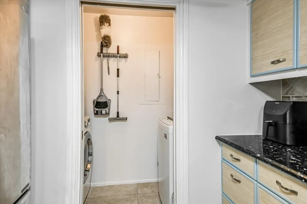 40 N Interstate 35 Austin TX 78701