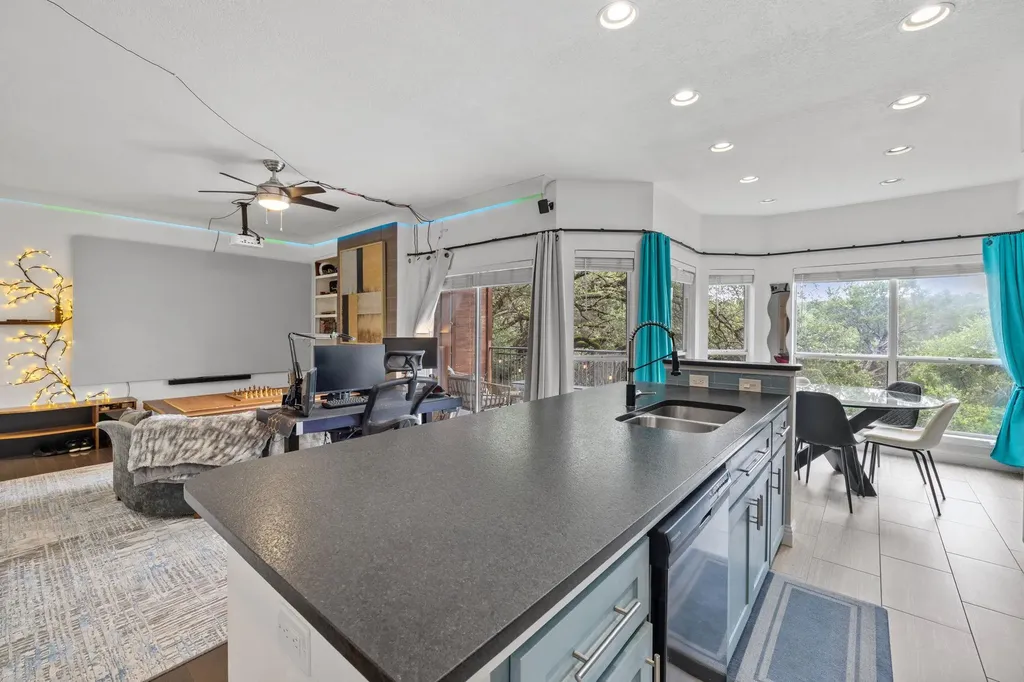 4711 Spicewood Springs Road Austin TX 78759