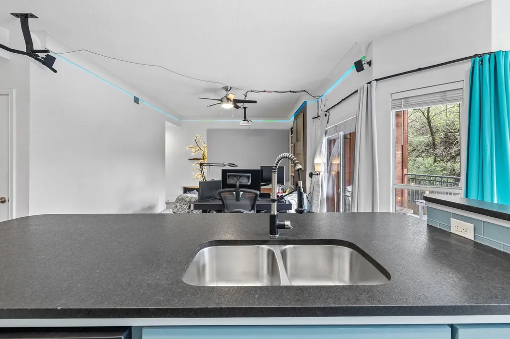 4711 Spicewood Springs Road Austin TX 78759