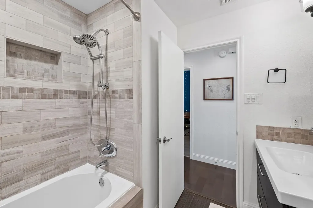 4711 Spicewood Springs Road Austin TX 78759