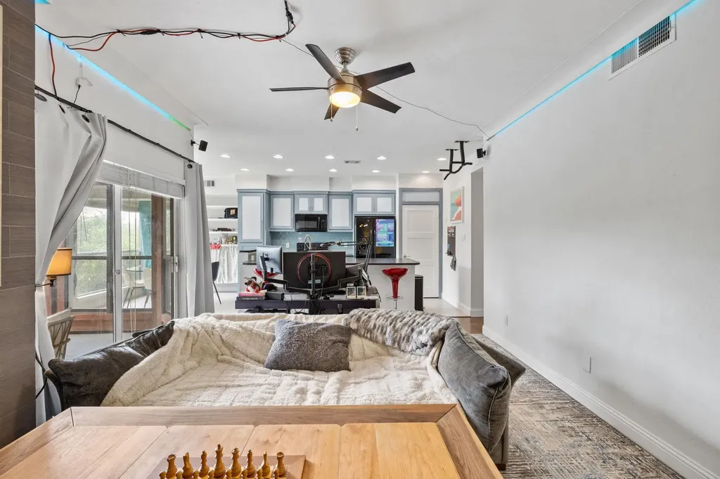 4711 Spicewood Springs Road Austin TX 78759