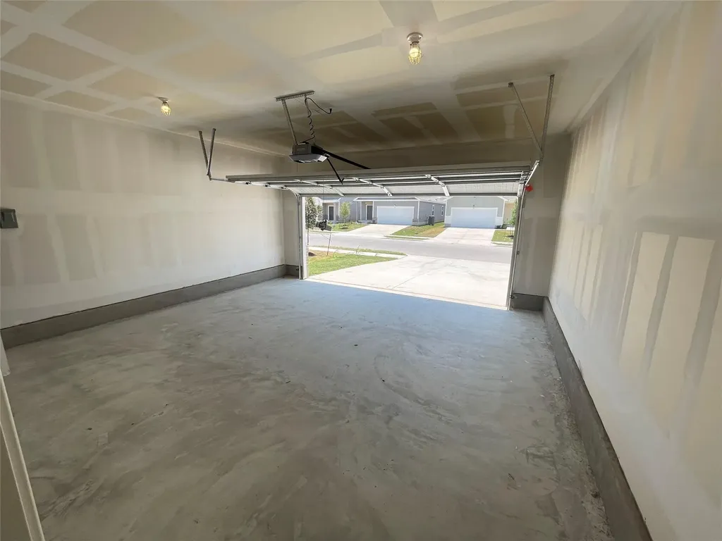 190 Light Timber Road Maxwell TX 78656