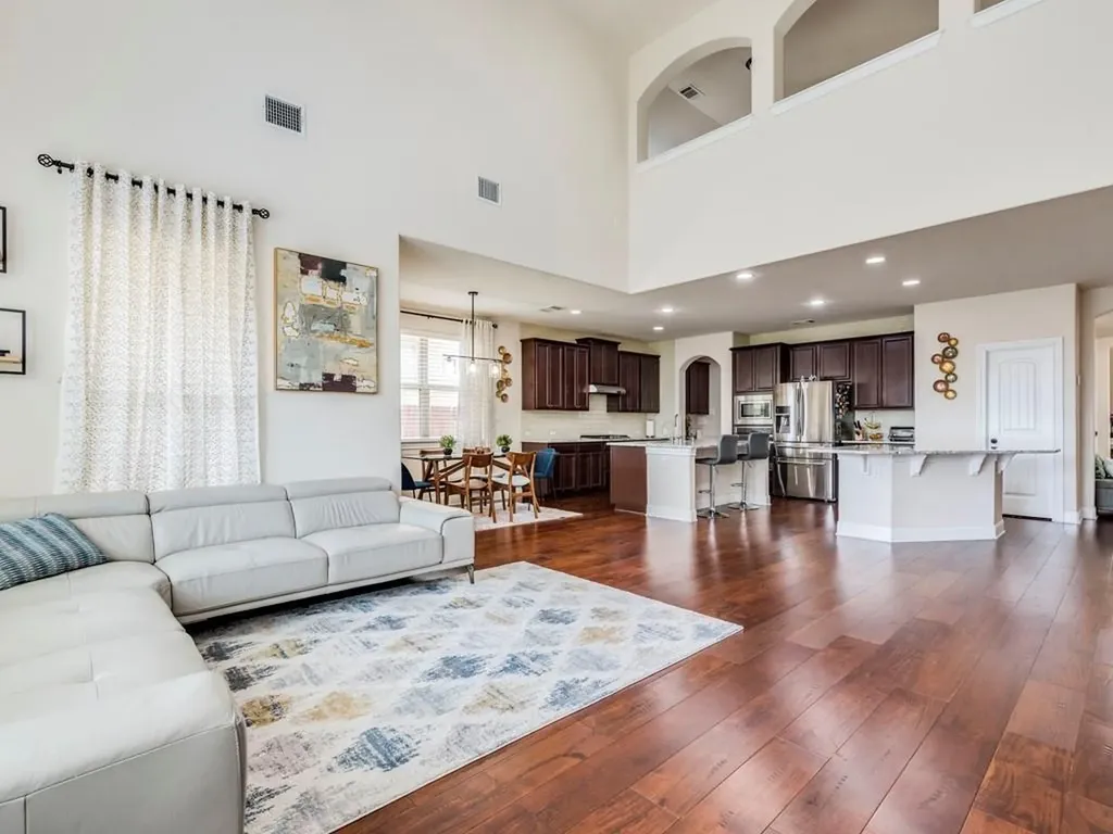5720 Viejo Drive Austin TX 78738