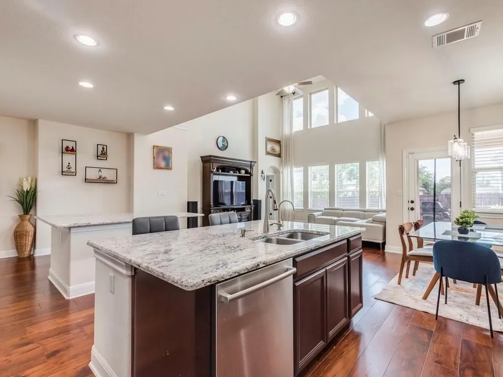 5720 Viejo Drive Austin TX 78738