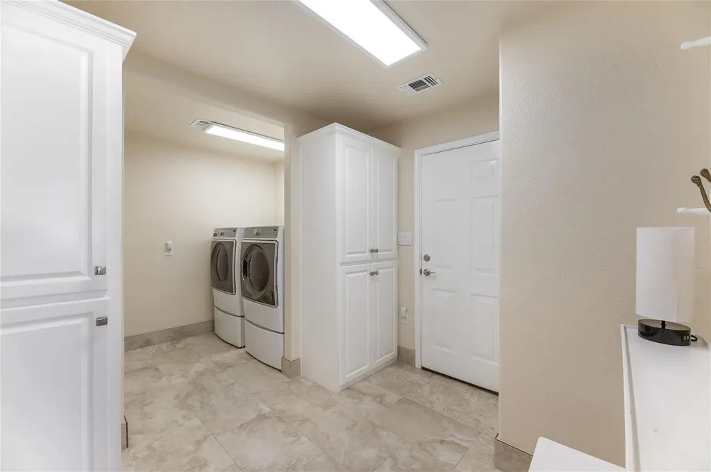 356 Mahan Street Meadowlakes TX 78654