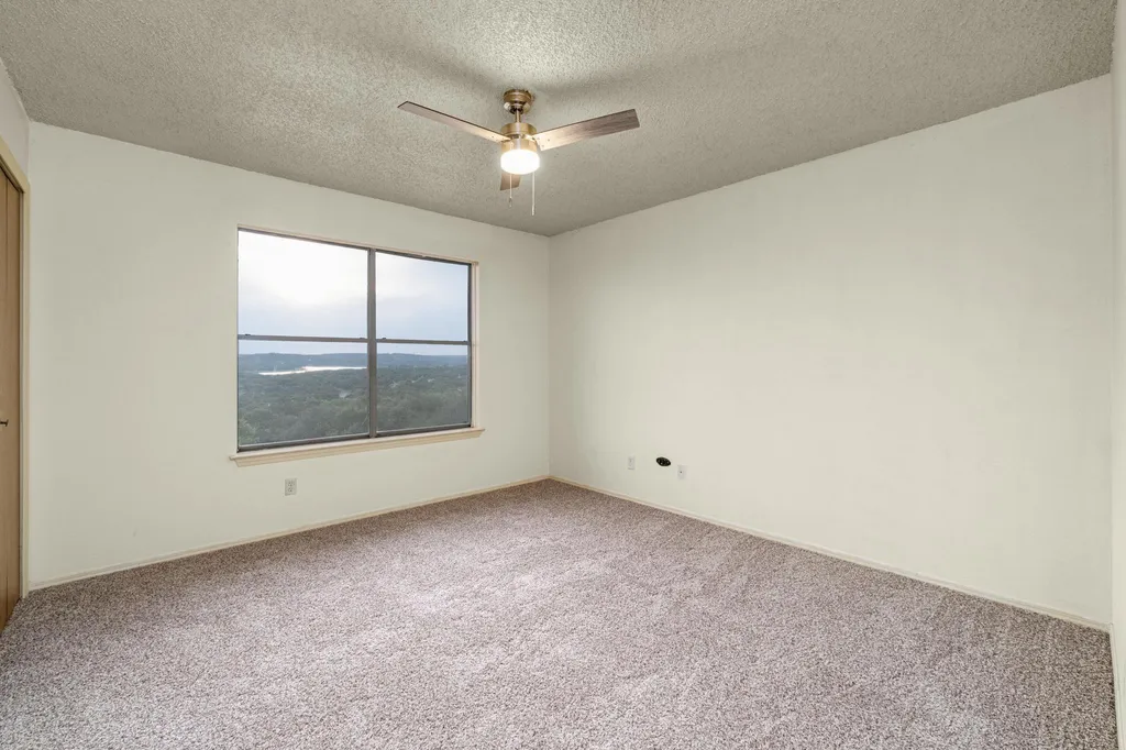 21461 Coyote Trail Lago Vista TX 78645