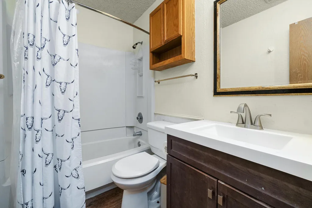 21461 Coyote Trail Lago Vista TX 78645