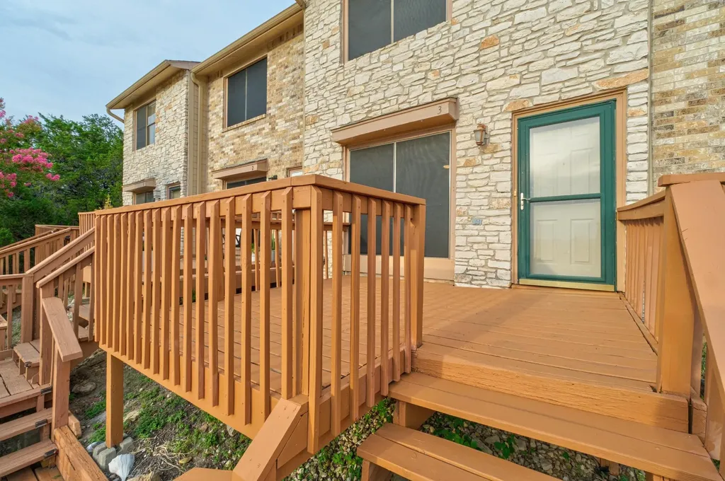 21461 Coyote Trail Lago Vista TX 78645