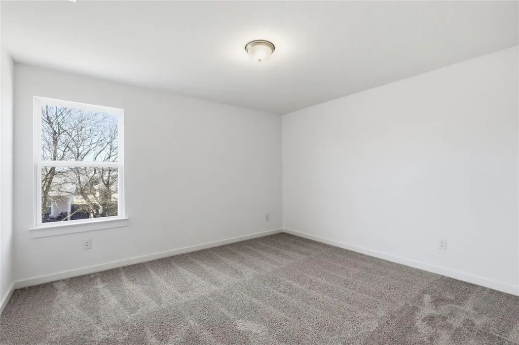 150 Oriole Street Kyle TX 78640