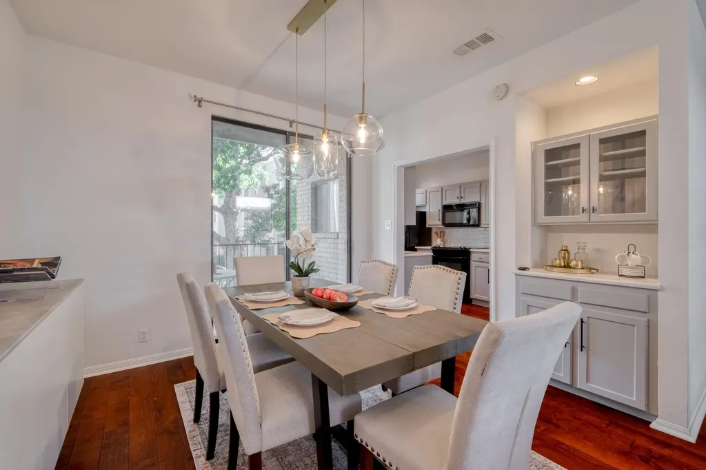611 E 45th Street Austin TX 78751