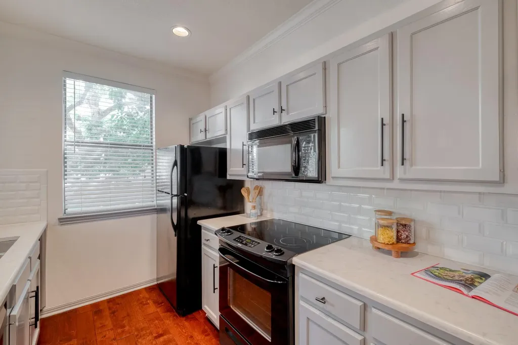 611 E 45th Street Austin TX 78751
