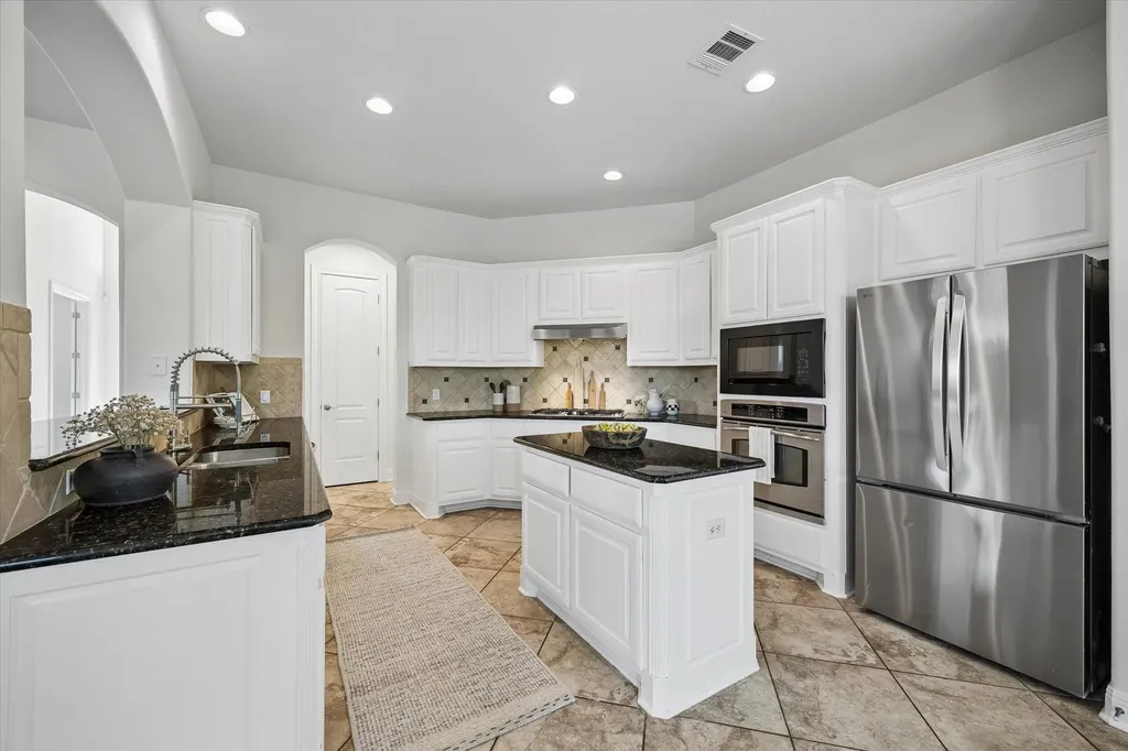 11600 Hunters Green Trail Austin TX 78732