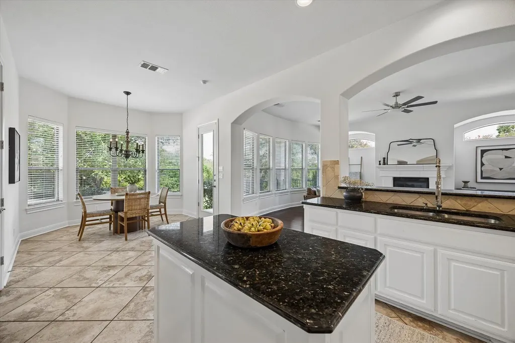 11600 Hunters Green Trail Austin TX 78732
