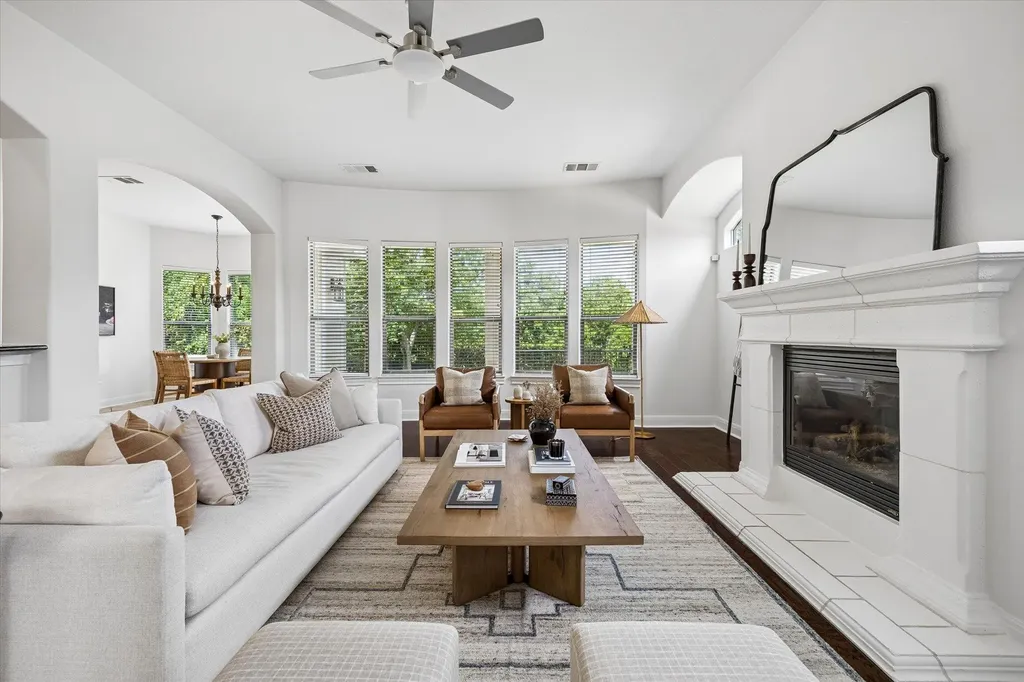 11600 Hunters Green Trail Austin TX 78732