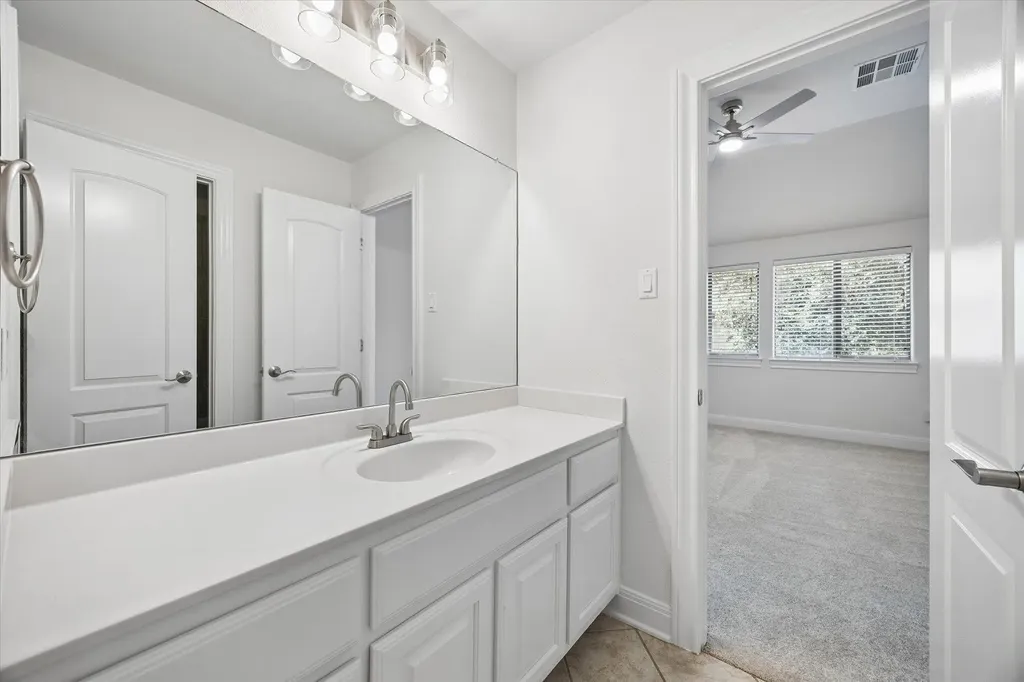 11600 Hunters Green Trail Austin TX 78732