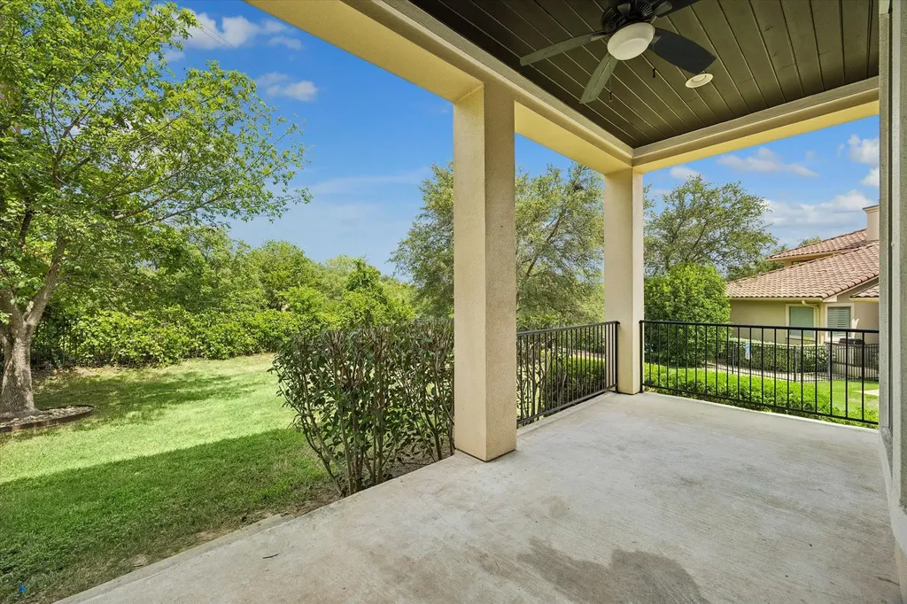 11600 Hunters Green Trail Austin TX 78732