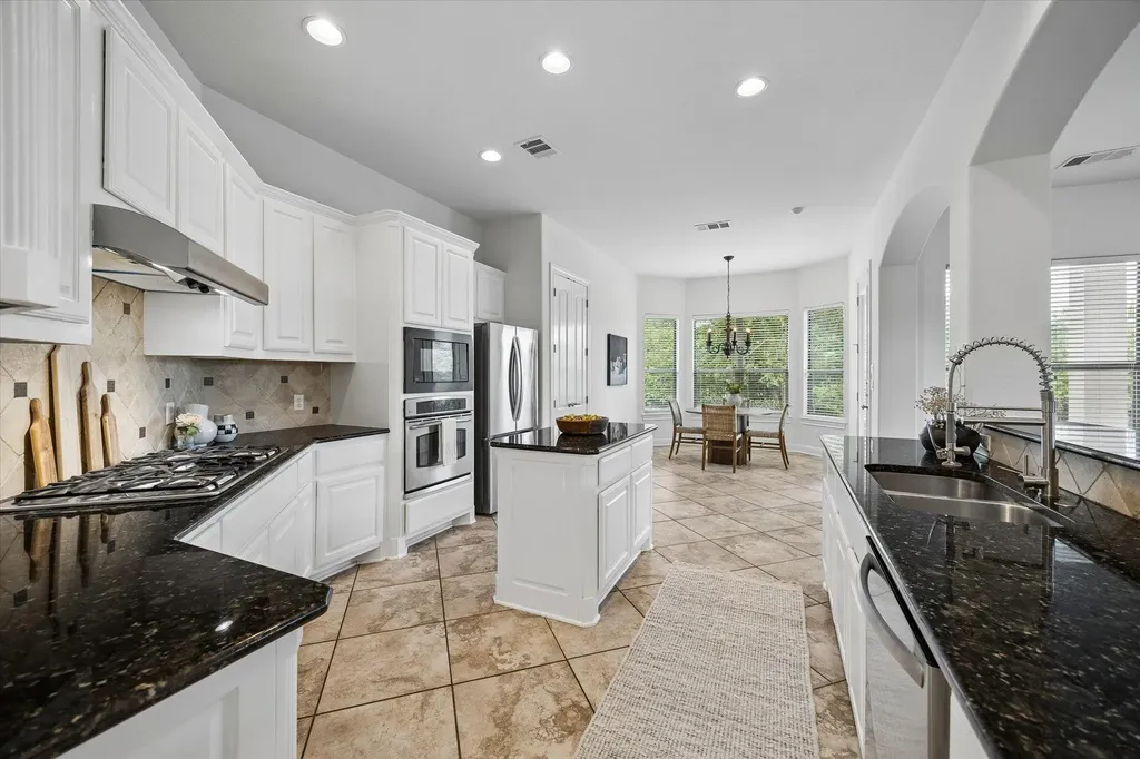 11600 Hunters Green Trail Austin TX 78732