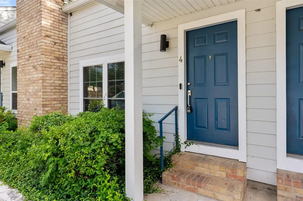 5604 Woodrow Avenue Austin TX 78756