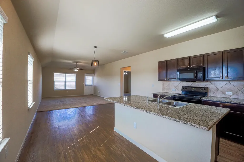 12117 Greywacke Drive Manor TX 78653