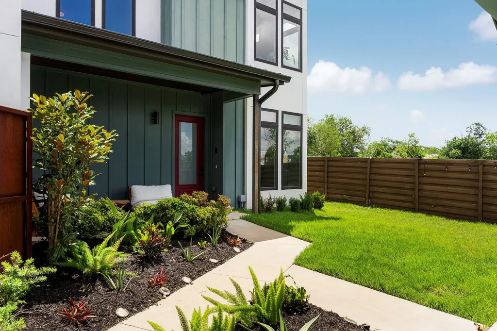 2103 Greenwood Avenue Austin TX 78723