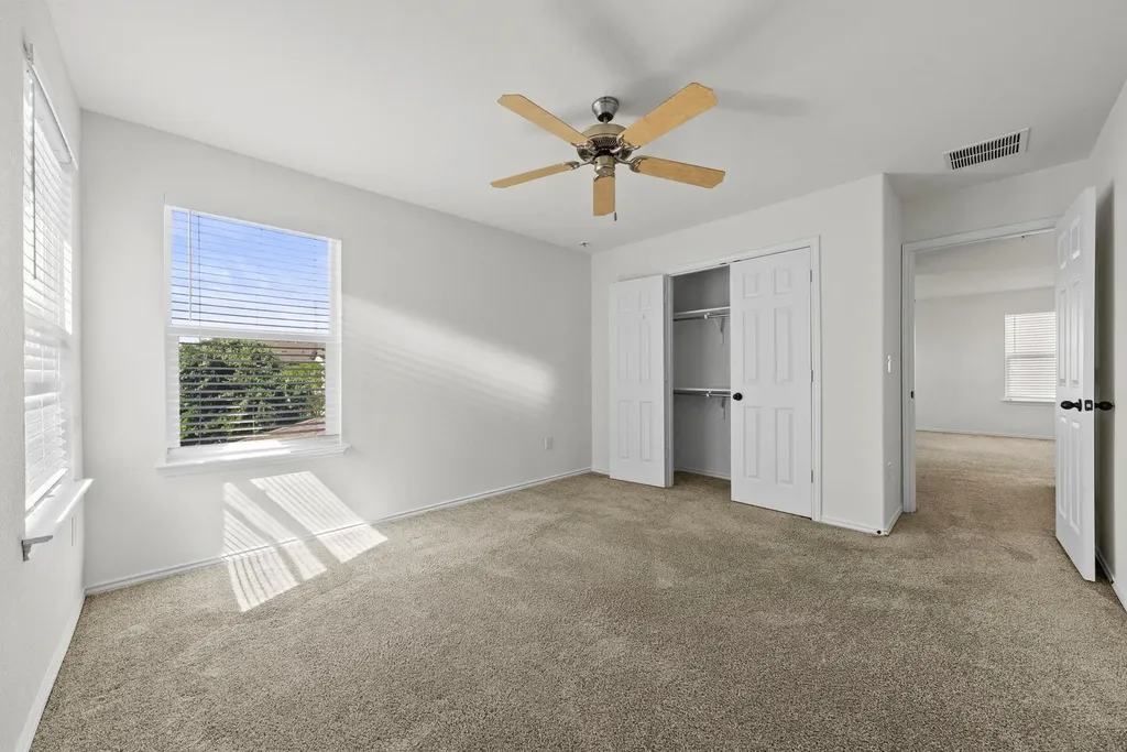 544 Ayinger Lane Austin TX 78728