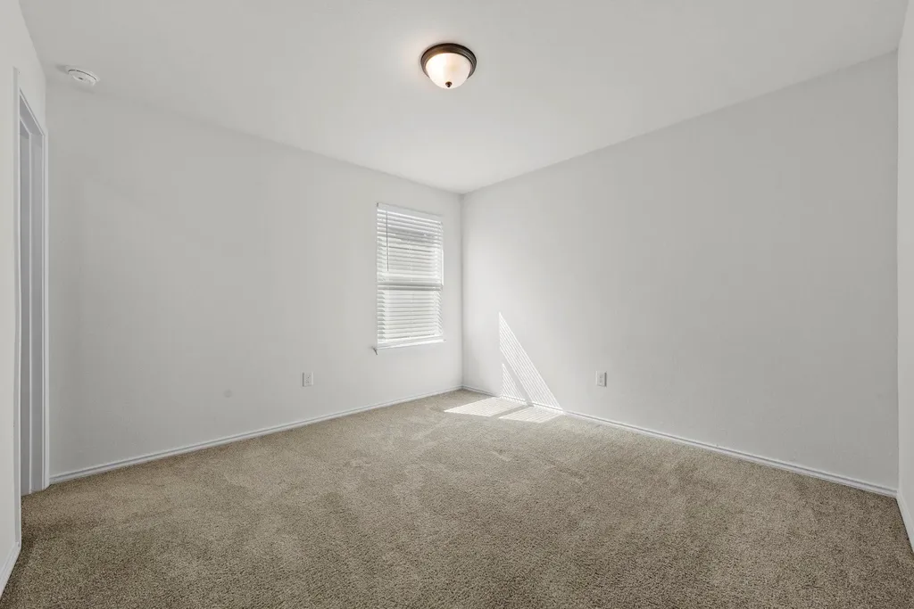 544 Ayinger Lane Austin TX 78728