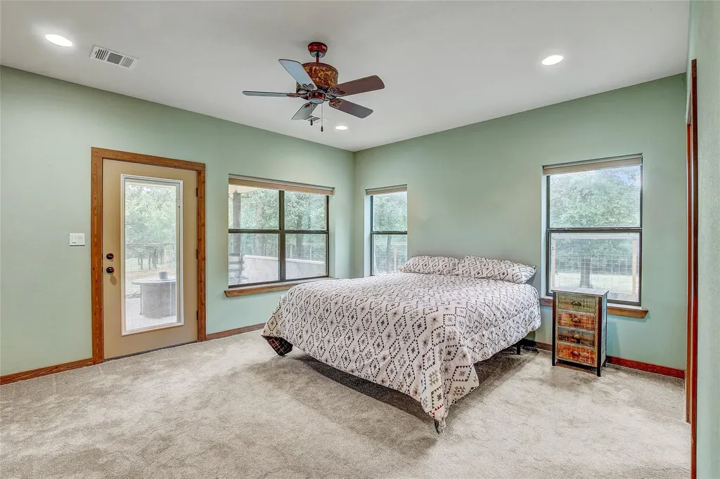 18197 Fm 619 Elgin TX 78621
