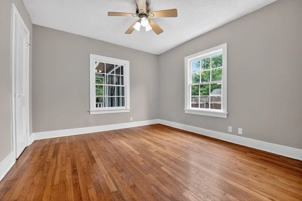 4907 Duval Street Austin TX 78751