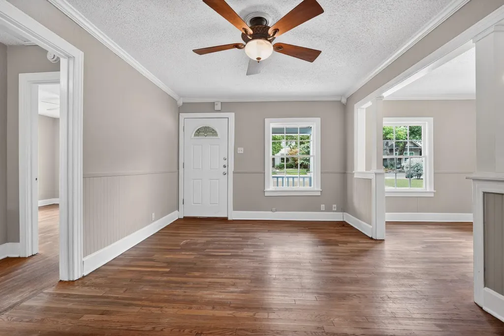 4907 Duval Street Austin TX 78751