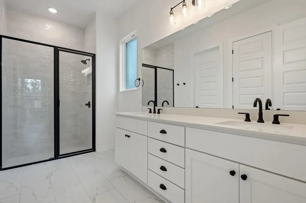 368 Heritage Forest Parkway Dripping Springs TX 78620