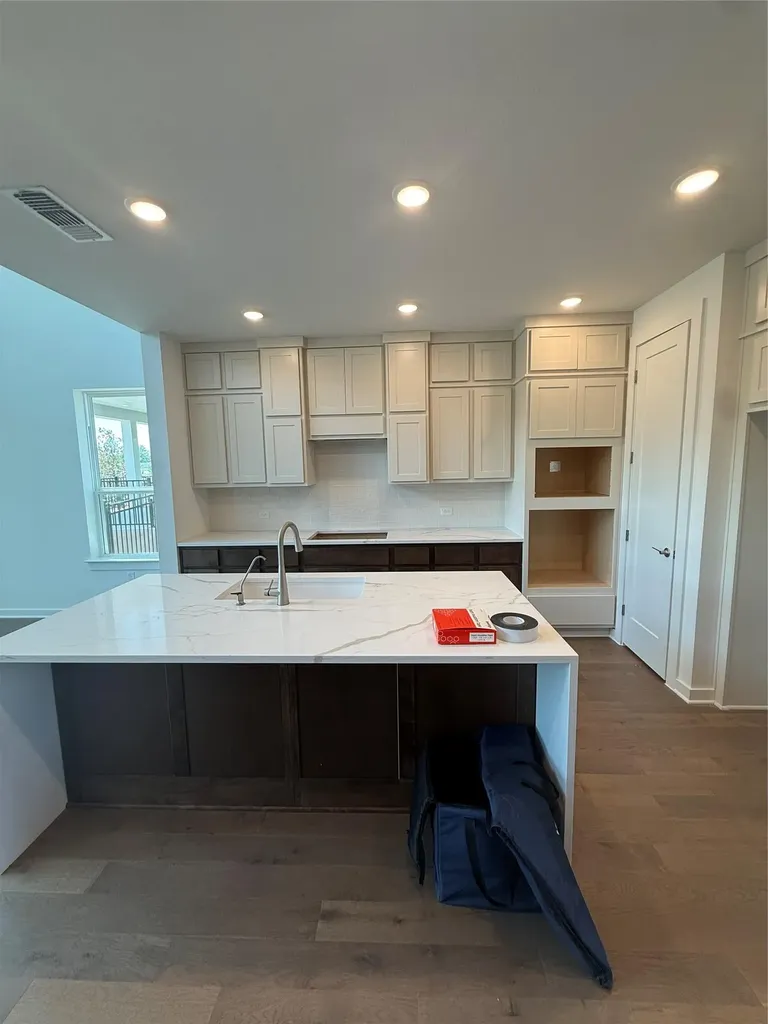 6305 Mcmurtry Street Austin TX 78747