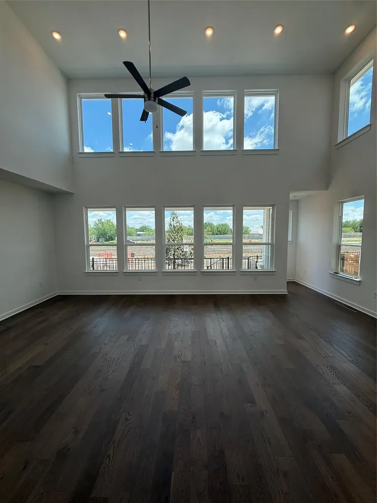 6305 Mcmurtry Street Austin TX 78747