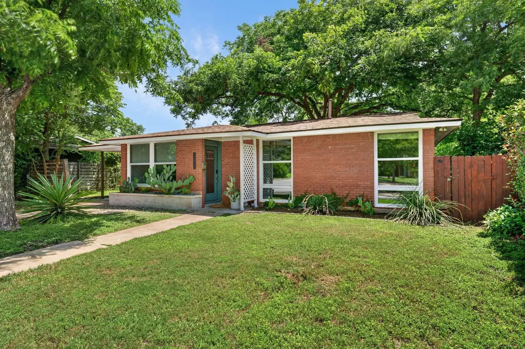 6215 Peggy Street Austin TX 78723