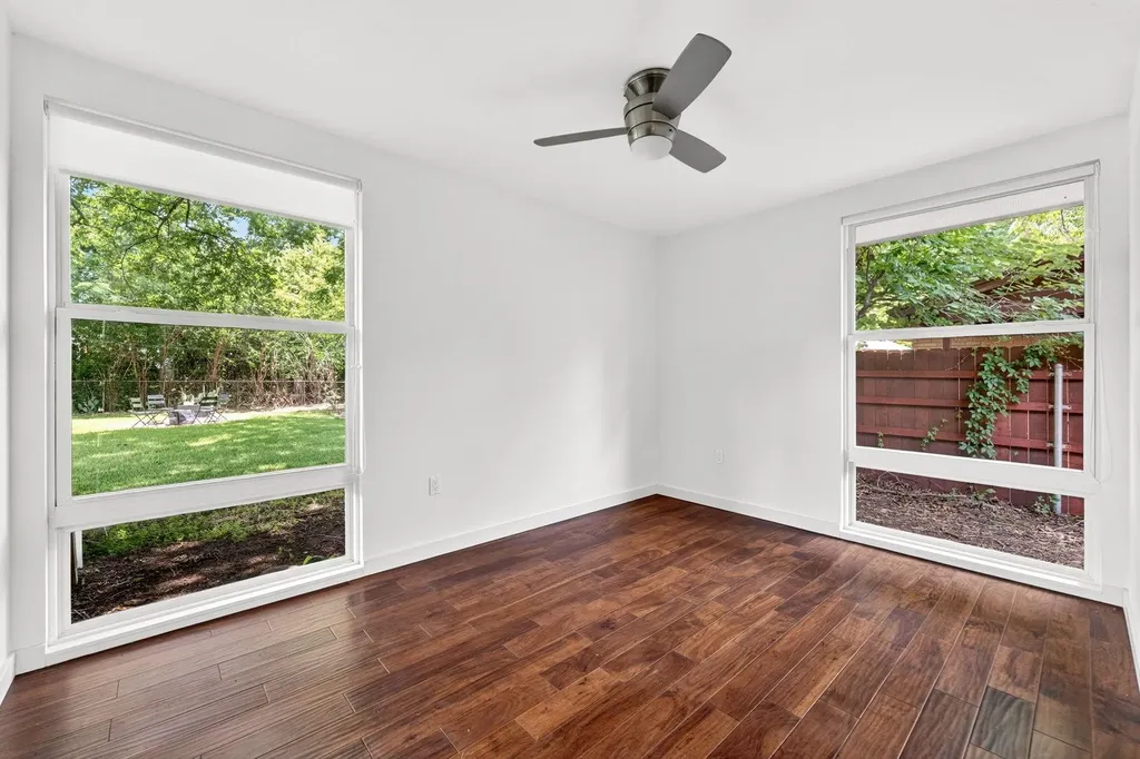 6215 Peggy Street Austin TX 78723