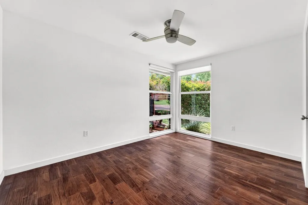 6215 Peggy Street Austin TX 78723