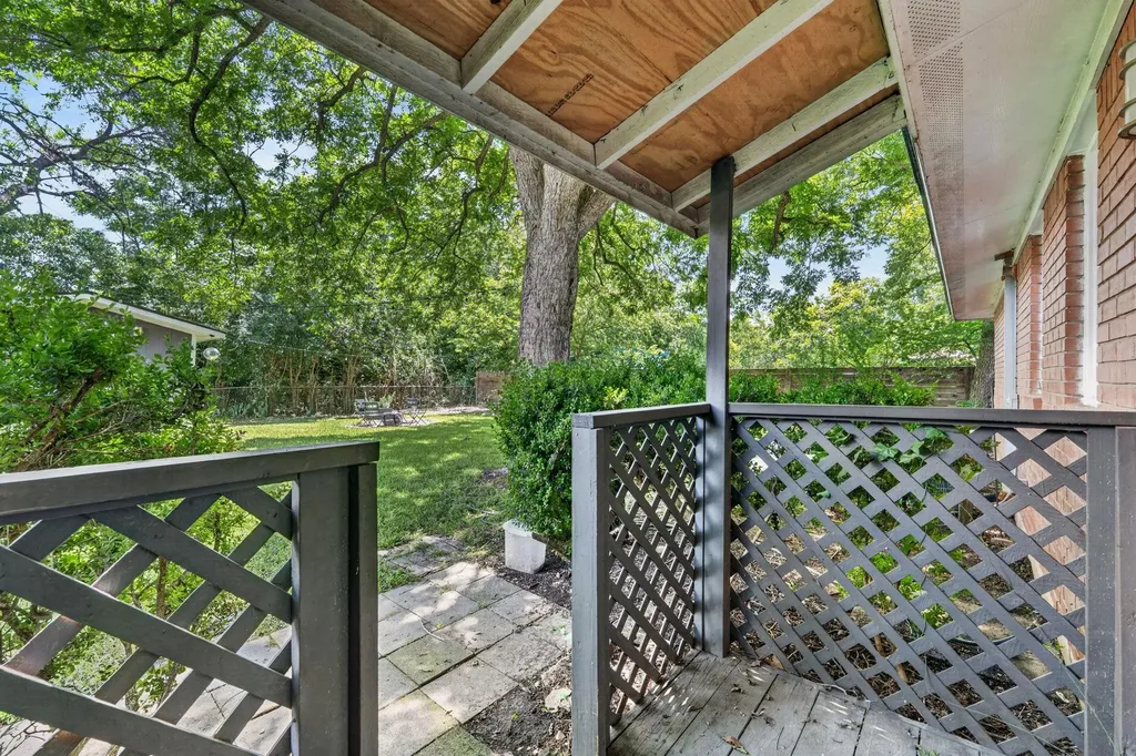 6215 Peggy Street Austin TX 78723