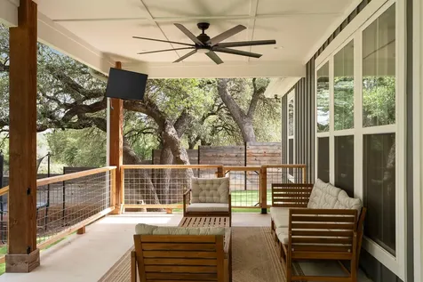 22212 Briarcliff Drive Spicewood TX 78669