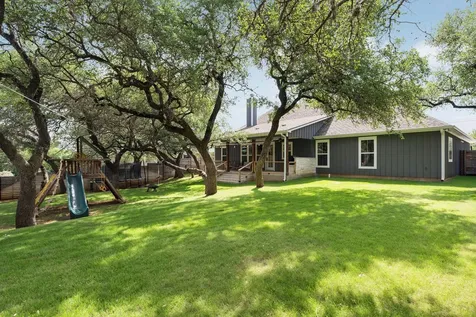 22212 Briarcliff Drive Spicewood TX 78669