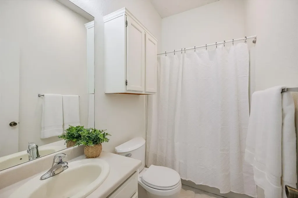 2129 Cervin Boulevard Austin TX 78728