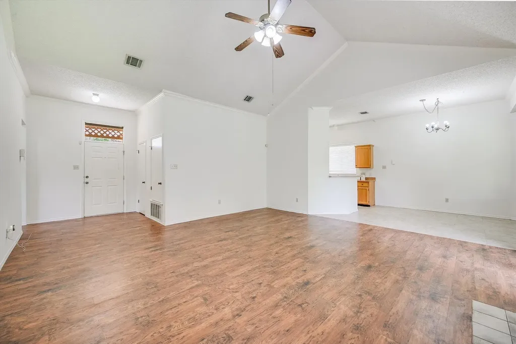 2129 Cervin Boulevard Austin TX 78728