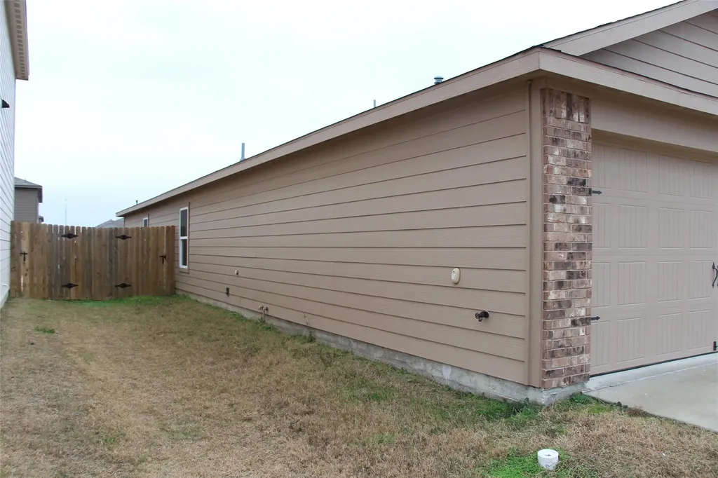 1493 Breanna Lane Kyle TX 78640