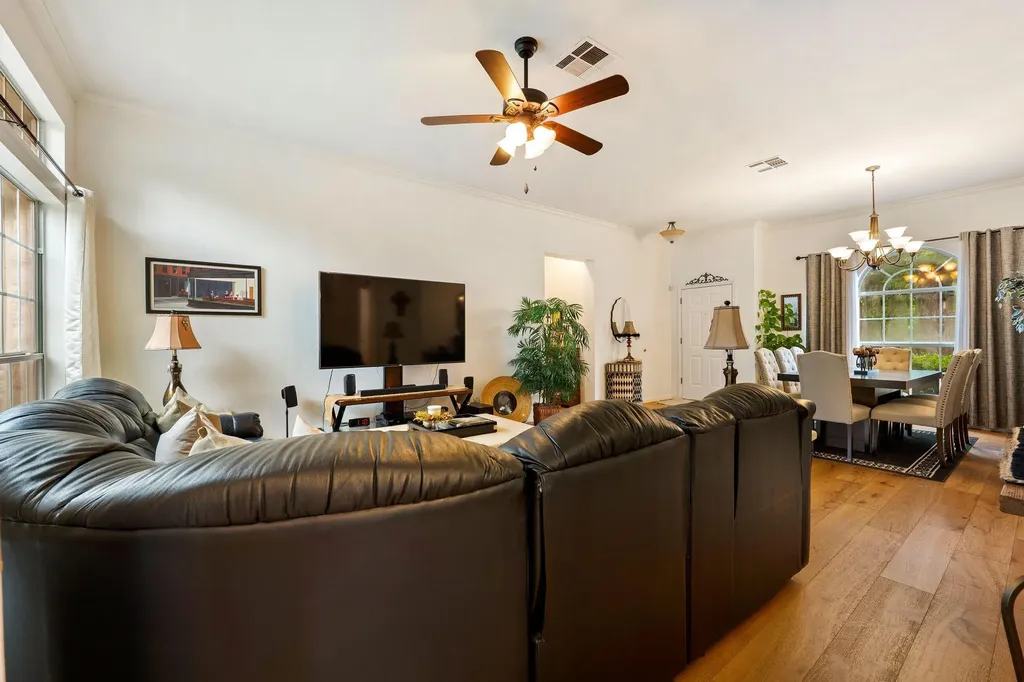 4010 Halfway Cove Round Rock TX 78681